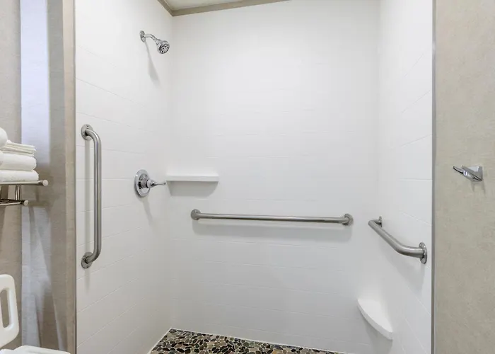 Days Inn By Wyndham Granbury